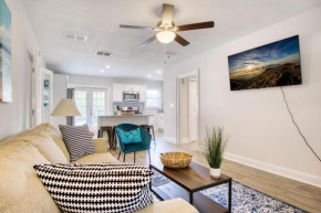 Glow it Up Cottage in San Jose Sleeps 9